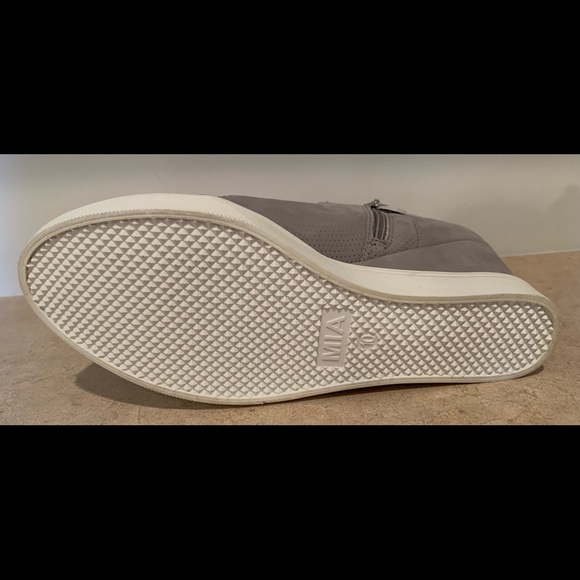 MIA wedge gray suede shoes - Picture 5 of 11
